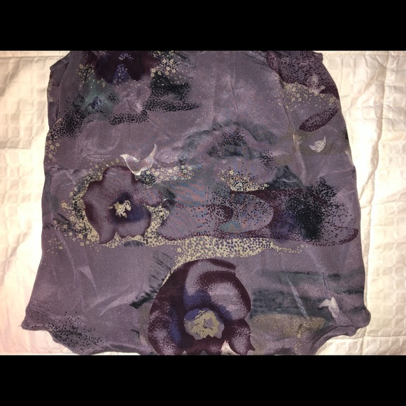 Wilfred (Aritzia) 100% Silk Cami Tank XS - Picture 3 of 5